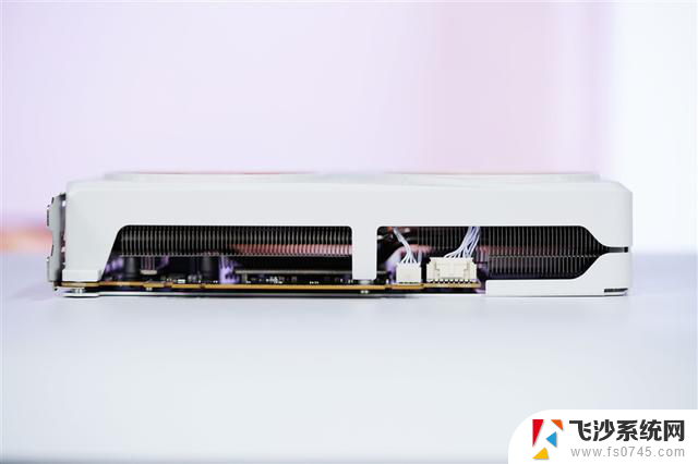 NVIDIA RTX 5050首发评测：DLSS4/AI/生产力全方面飞跃，完美替代RTX 3050